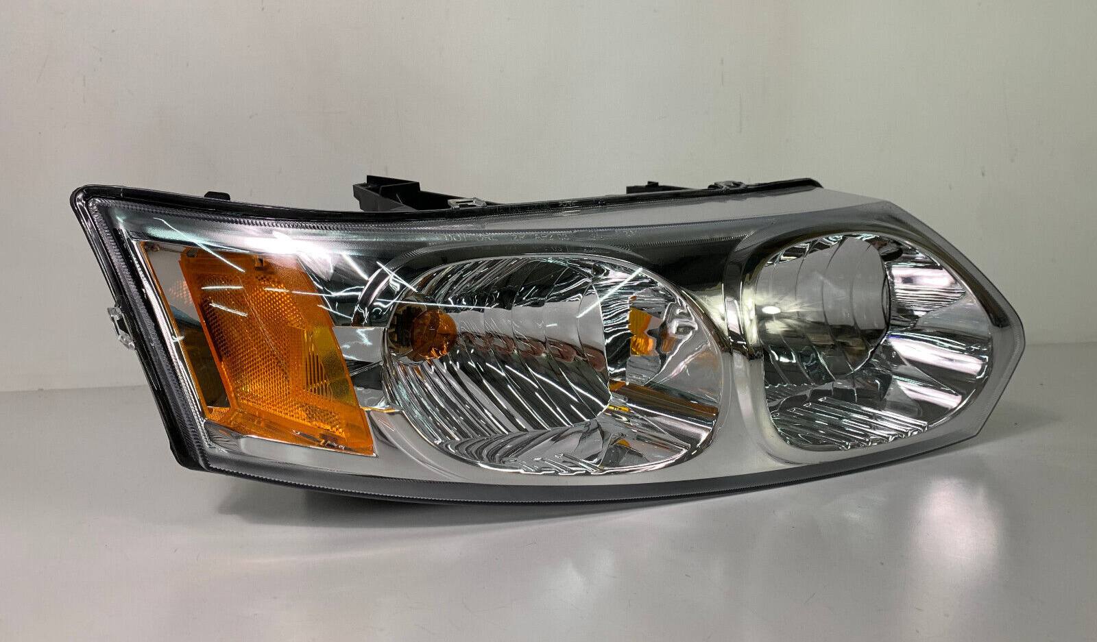 2003 2004 2005 2006 2007 Saturn Ion Right Passenger Side Halogen Headlight OEM