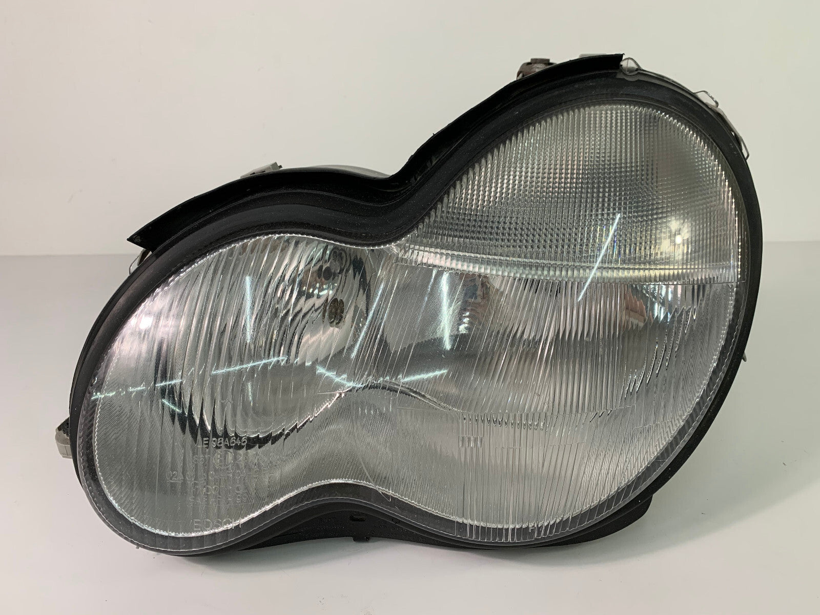 2001 2002 2003 2004 Mercedes C-Class Left Driver Side Halogen Headlight Lamp OEM