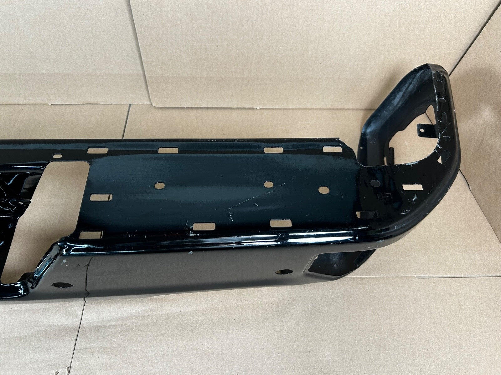 19-23 CHEVY SILVERADO/GMC SIERRA 1500 REAR BUMPER W/ HOLES & DUAL EXHAUST OEM