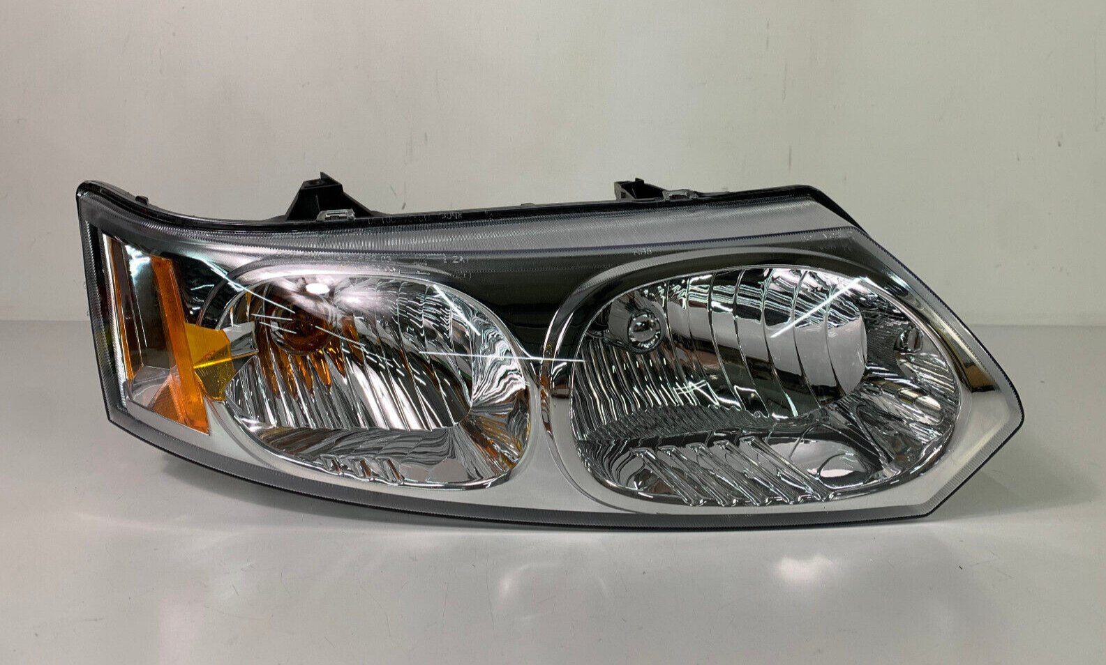 2003 2004 2005 2006 2007 Saturn Ion Right Passenger Side Halogen Headlight OEM