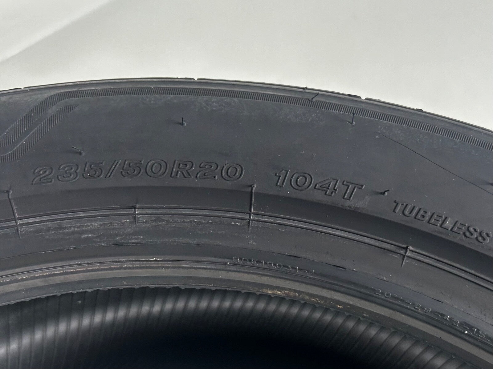 1 Tire 235/50R20 Bridgestone Alenza Sport A/S 104T