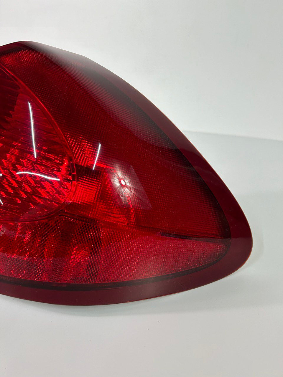 2000 2001 2002 2003 Ford Taurus Right Passenger side Tail Light OEM