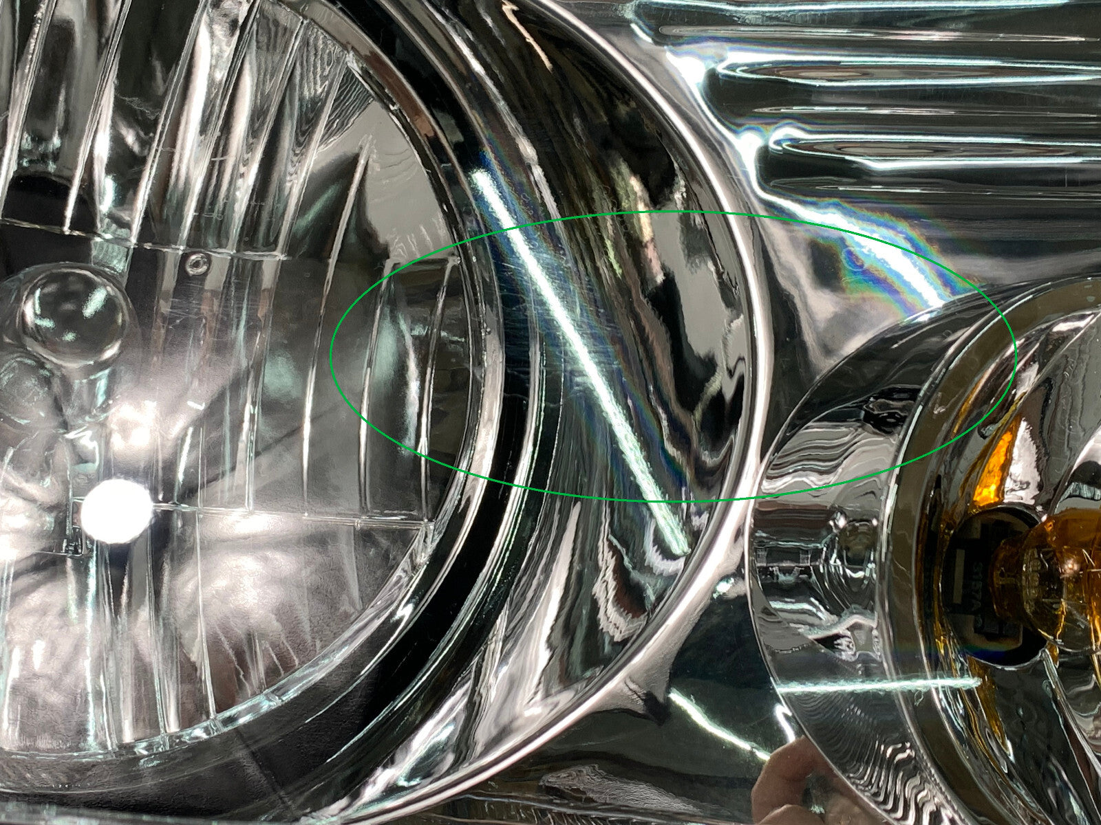 2003 2004 2005 2006 Ford Expedition Right Passenger Halogen Chrome Headlight OEM