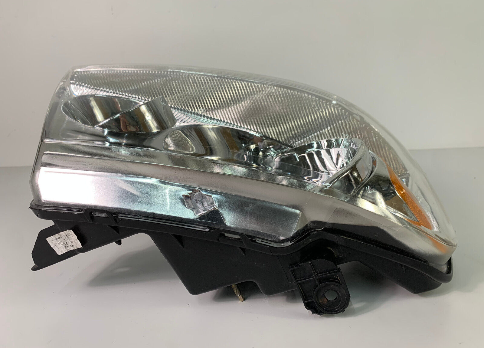 2003 2004 2005 2006 Ford Expedition Right Passenger Halogen Chrome Headlight OEM