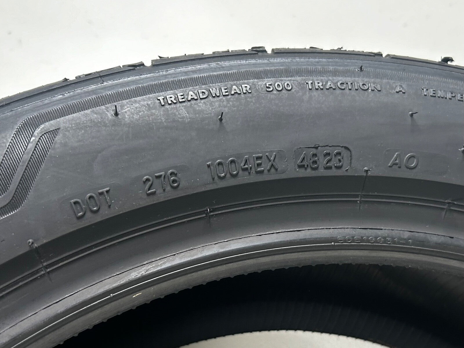 1 Tire 235/50R20 Bridgestone Alenza Sport A/S 104T