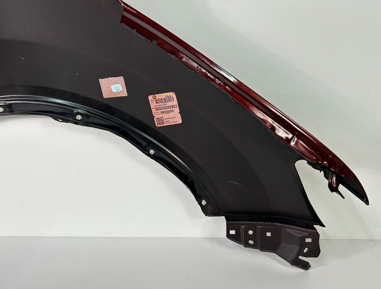 2014 2015 2016 Nissan Rogue Front Left Driver LH side Red Fender NI1240212PP